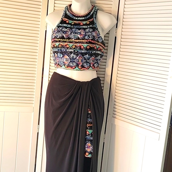 ELLIE WILDE MON CHERI EGYPTIAN-LIKE DESIGN TOP 2PC DressSZ2 - Picture 2 of 14